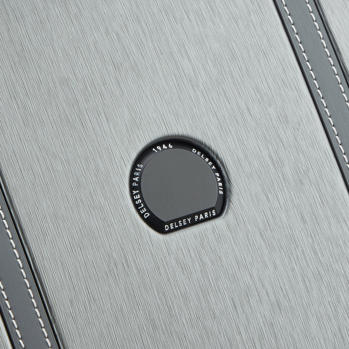 CADENCE 31-Inch Expandable Check-In Suitcase, Silver - Delsey Paris