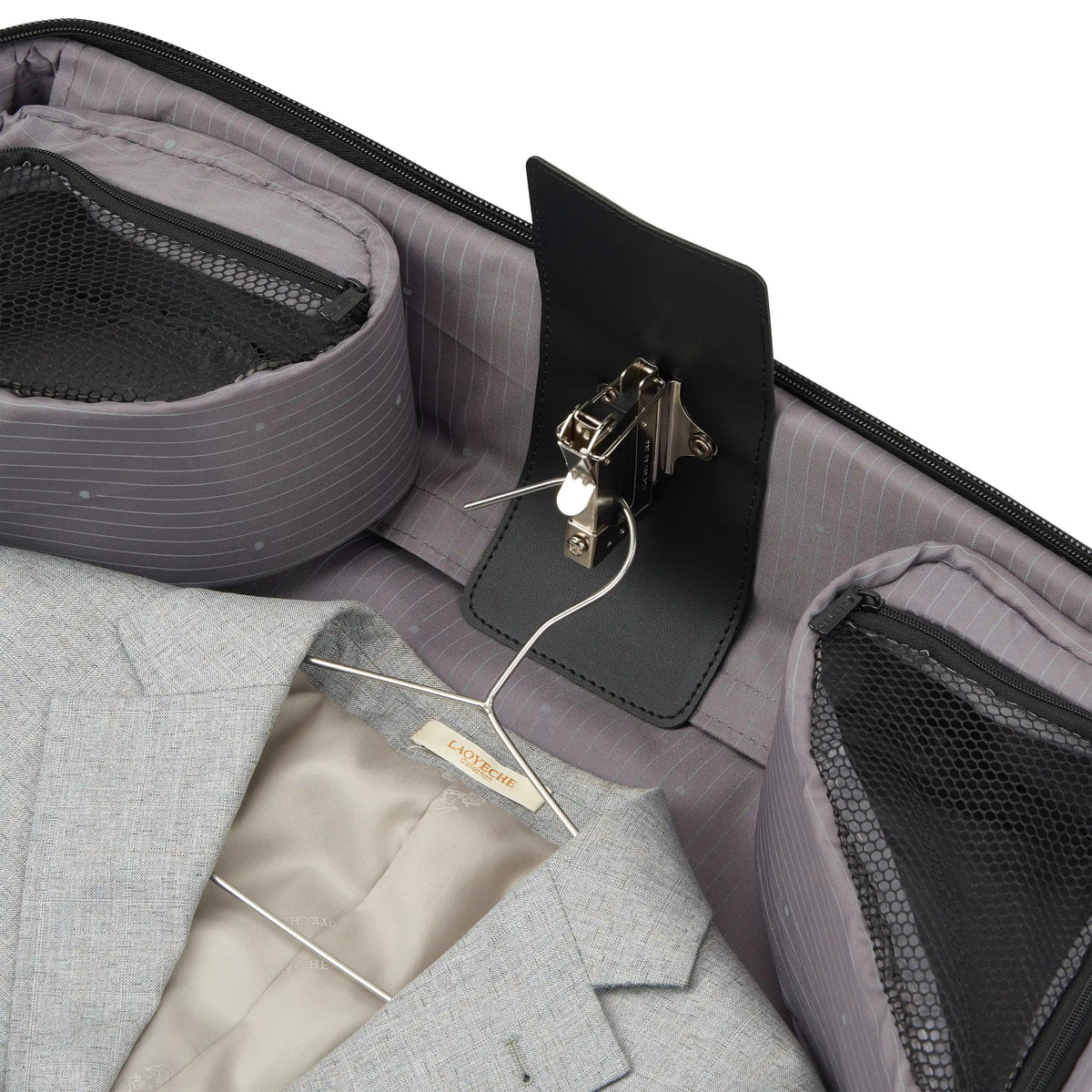 HELIUM DLX 4-Wheeled Garment Bag, Black - Delsey Paris